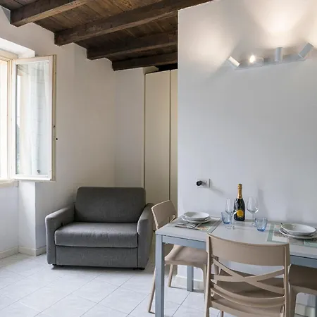 Apartman Guesthost - Lovely Lakefront Studio-flat *
