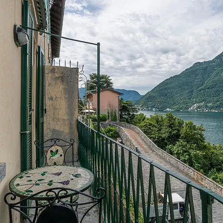 Apartman Guesthost - Lovely Lakefront Studio-flat *